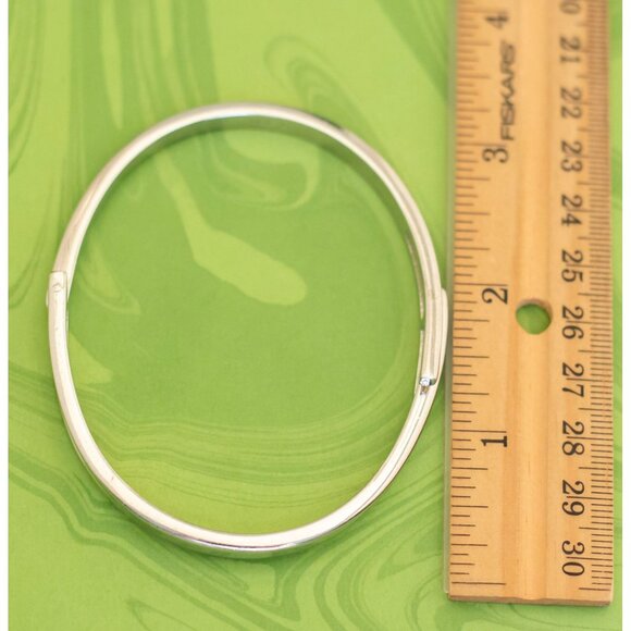 Vintage Minimalist Unique Gold Tone Hinged Bangle 8 1/2 inch by Avon - W17 - Picture 4 of 4